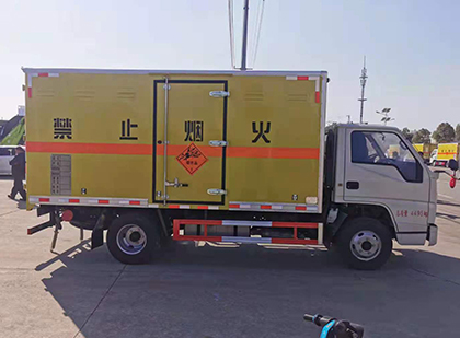 罗源爆破器材运输车技术升级与安全合规新趋势